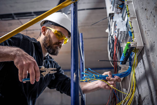 Best Affordable Emergency Electrician  in Hartwell, GA